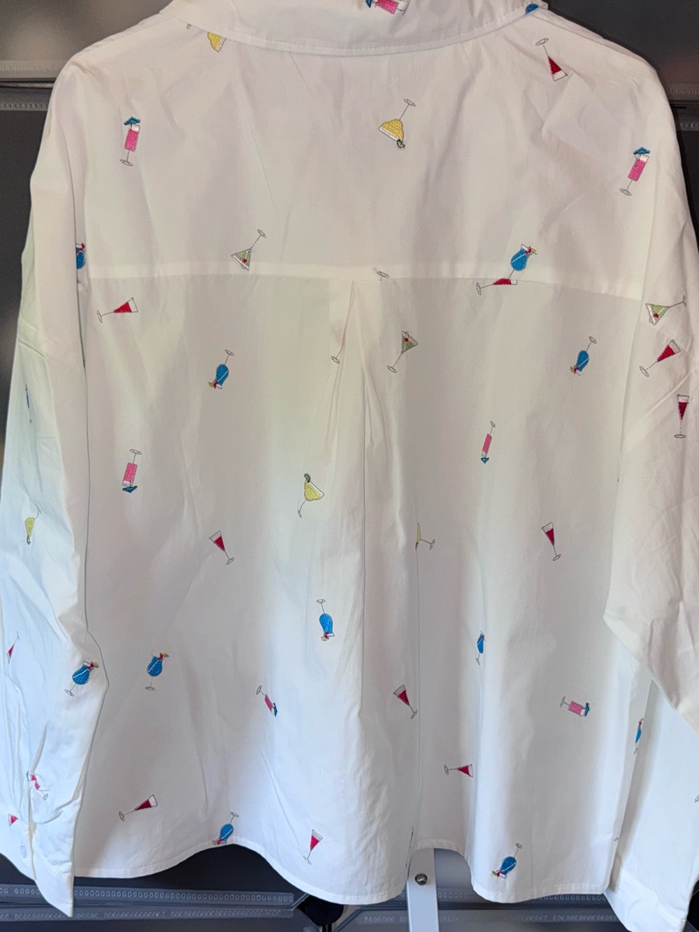 En Saison Nellie Buttondown Shirt from Anthropologie Cocktail Print Size M NWT - Picture 11 of 16